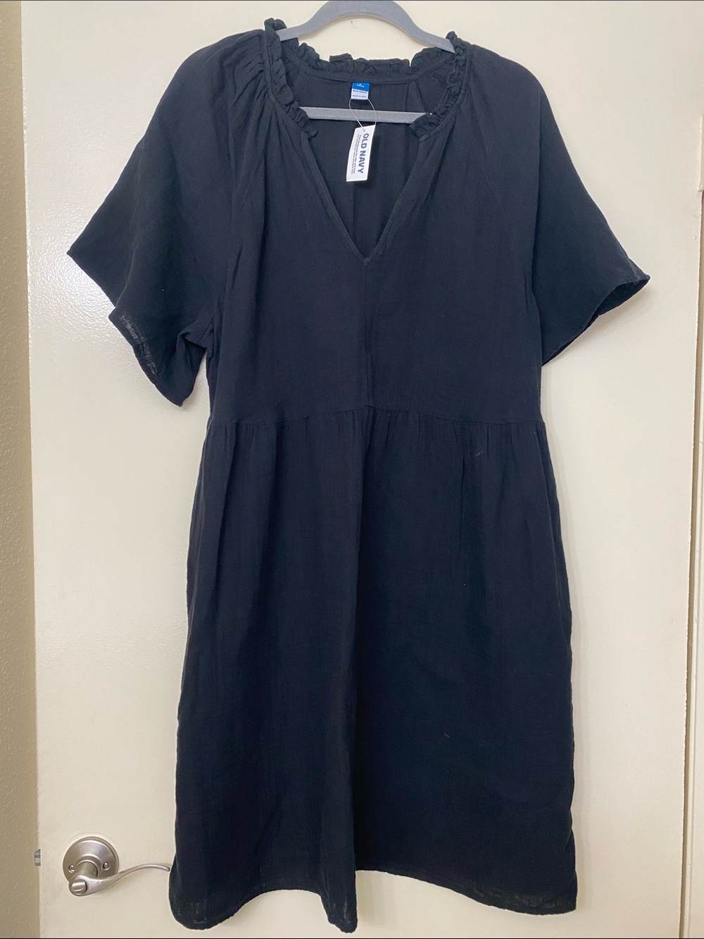 Old Navy Black V-Neck  Midi Dress